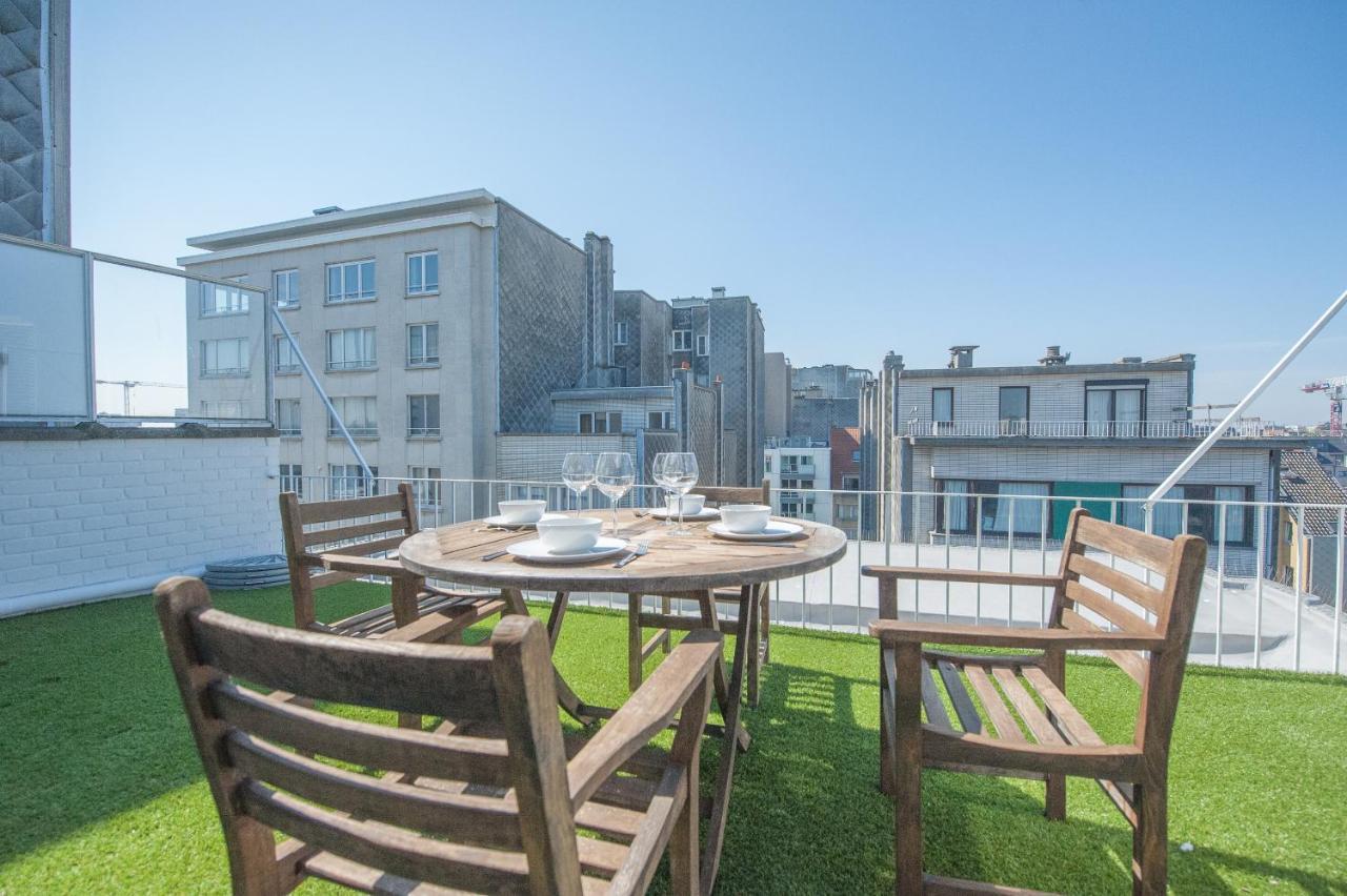 Studio met groot zonneterras centrum Oostende Buitenkant foto