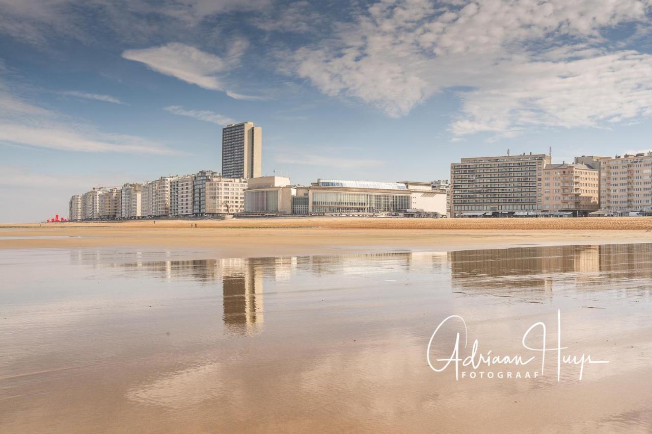 Studio met groot zonneterras centrum Oostende Buitenkant foto